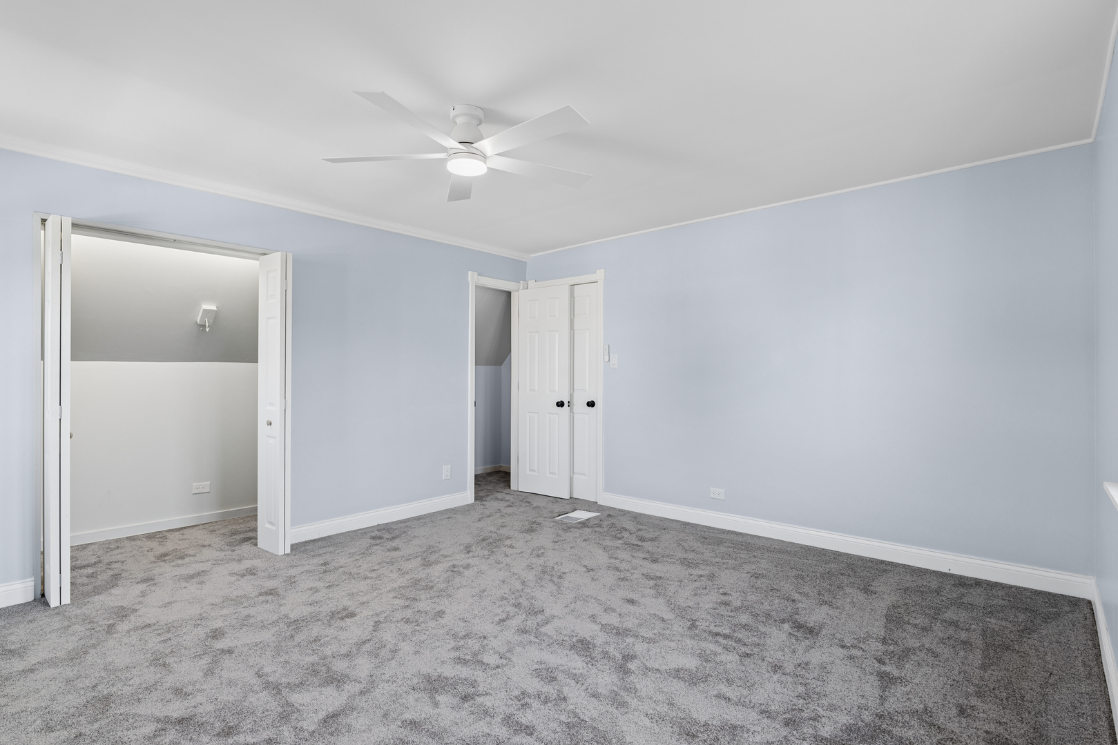 8019 S Francisco Avenue Property Photo 14