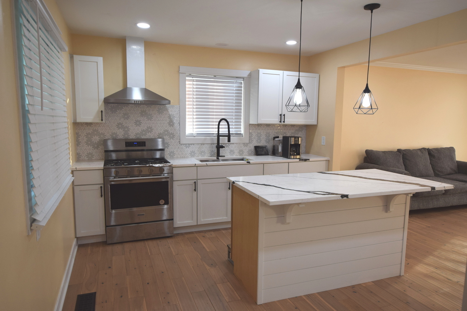 2408 Driftwood Drive Property Photo 12