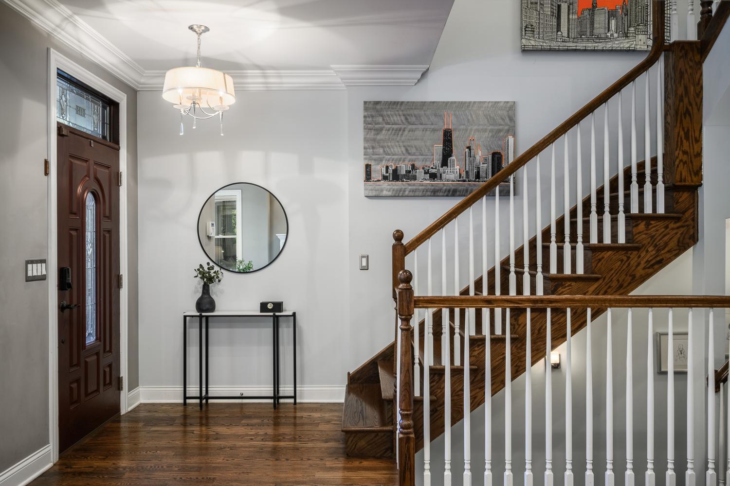 4829 N Hoyne Avenue Property Photo 6