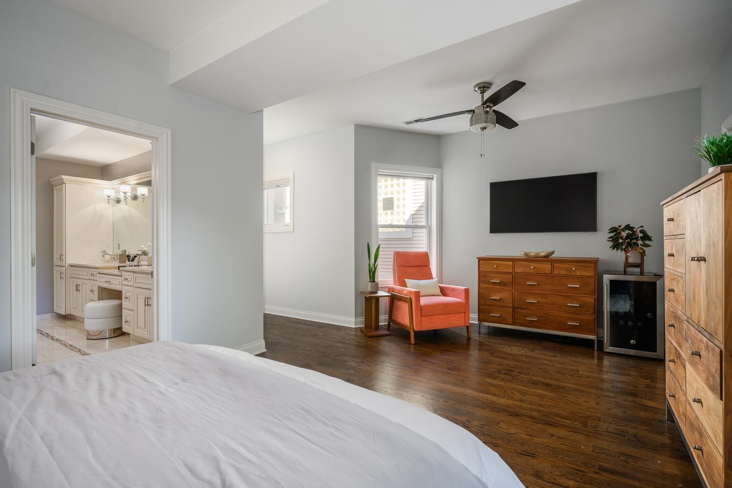 4829 N Hoyne Avenue Property Photo 22