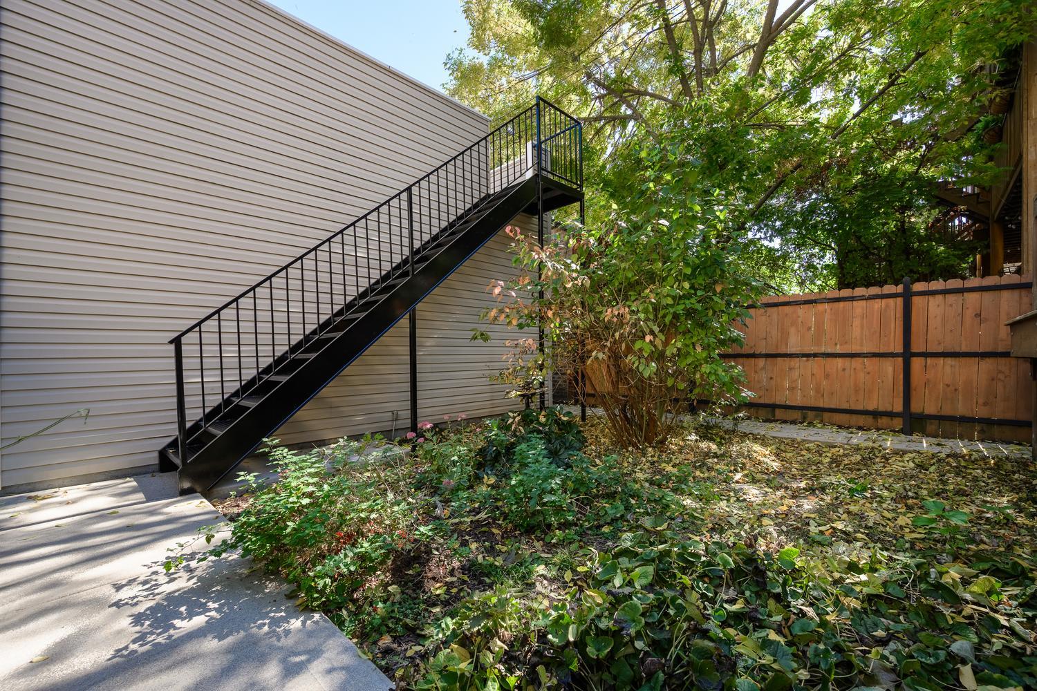 4829 N Hoyne Avenue Property Photo 36
