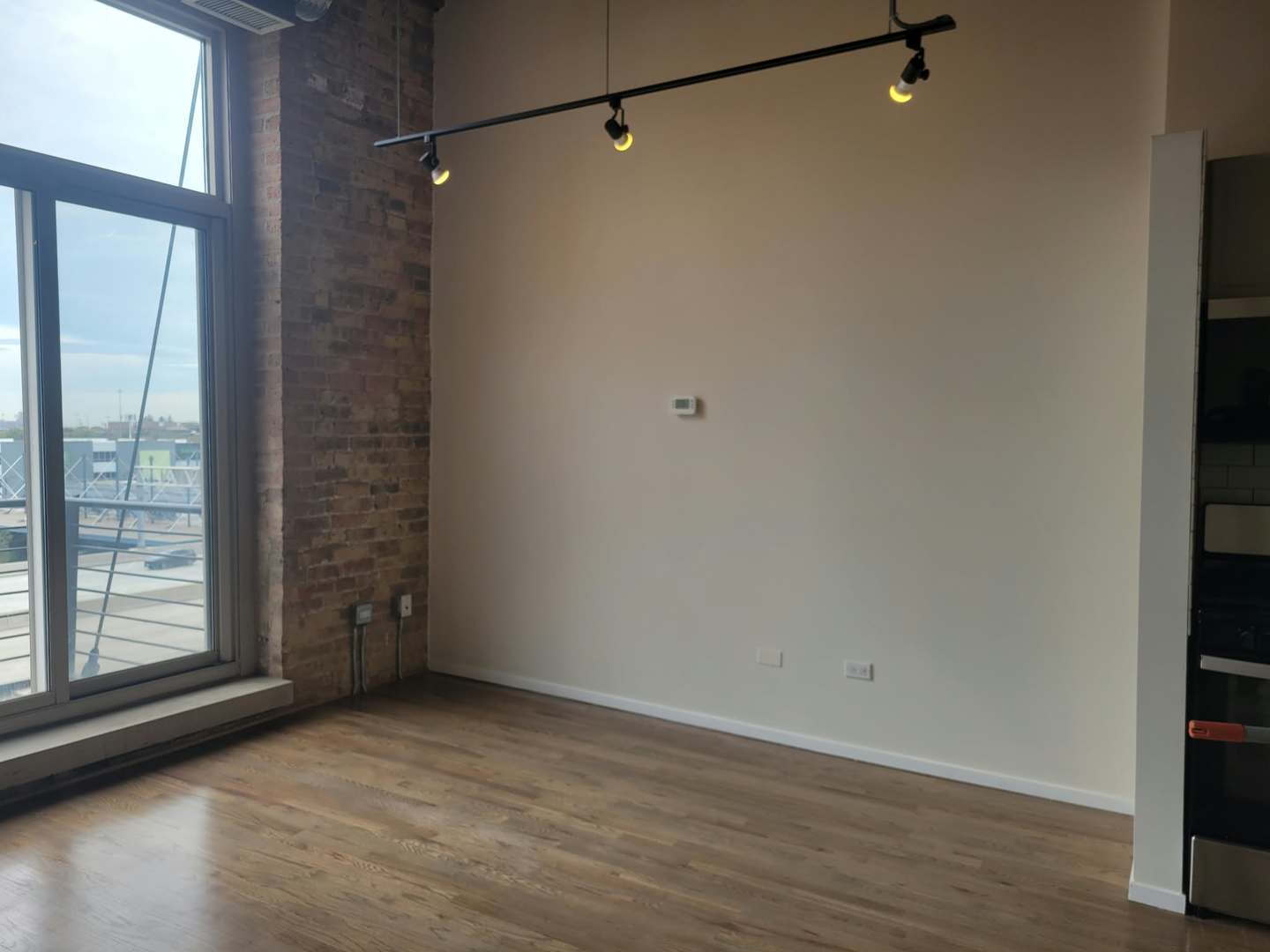 417 S Jefferson Street 511 Property Photo 5