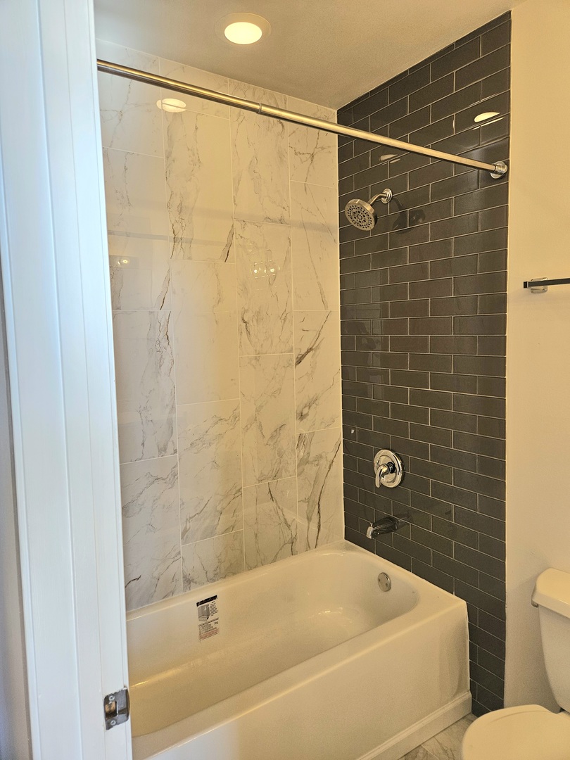 417 S Jefferson Street 511 Property Photo 16