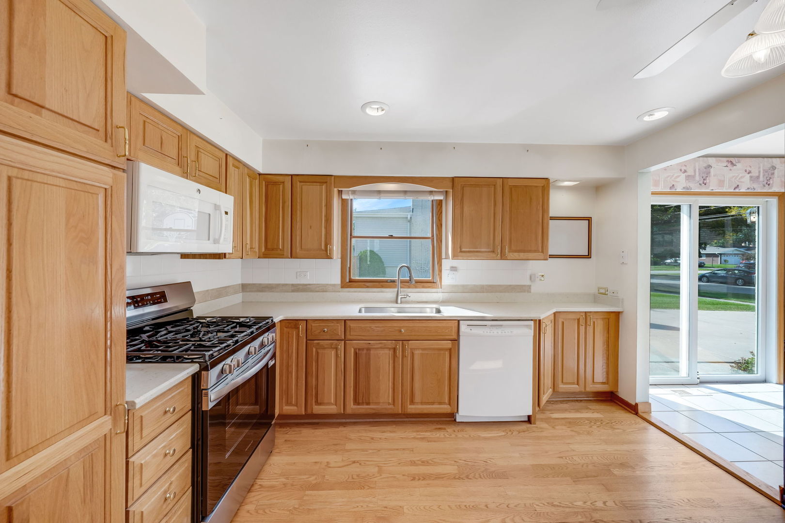 1933 Plainfield Drive Property Photo 8