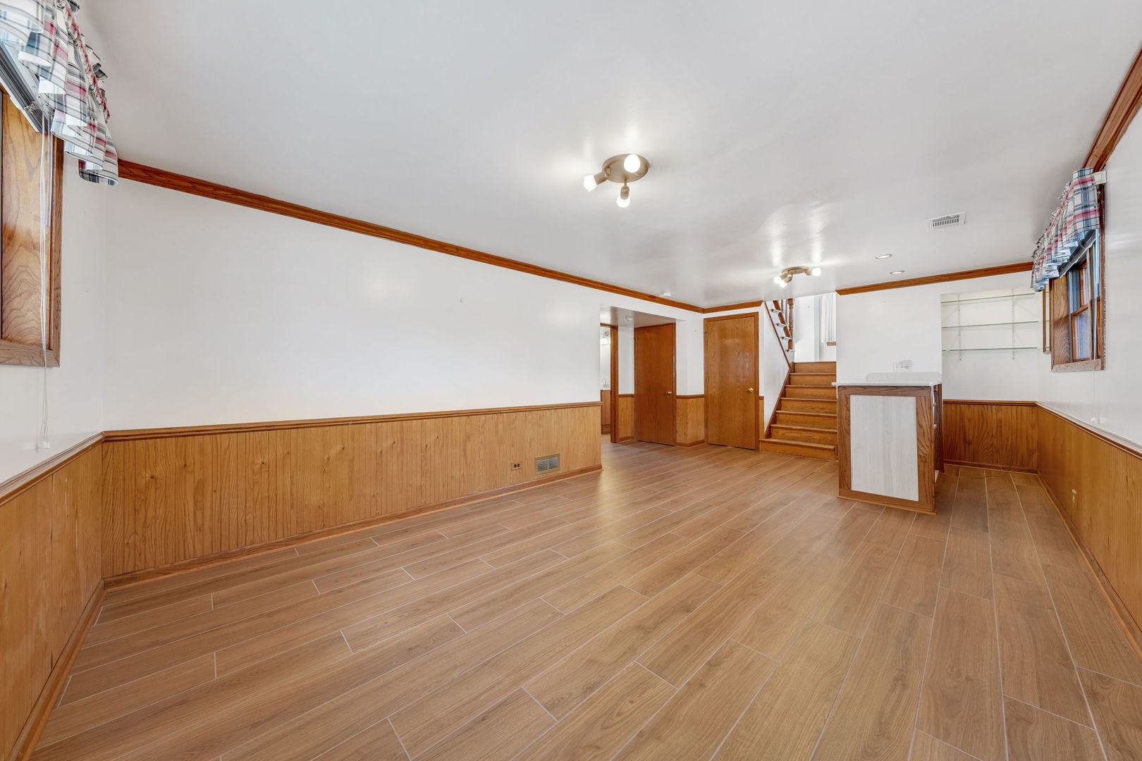 1933 Plainfield Drive Property Photo 18