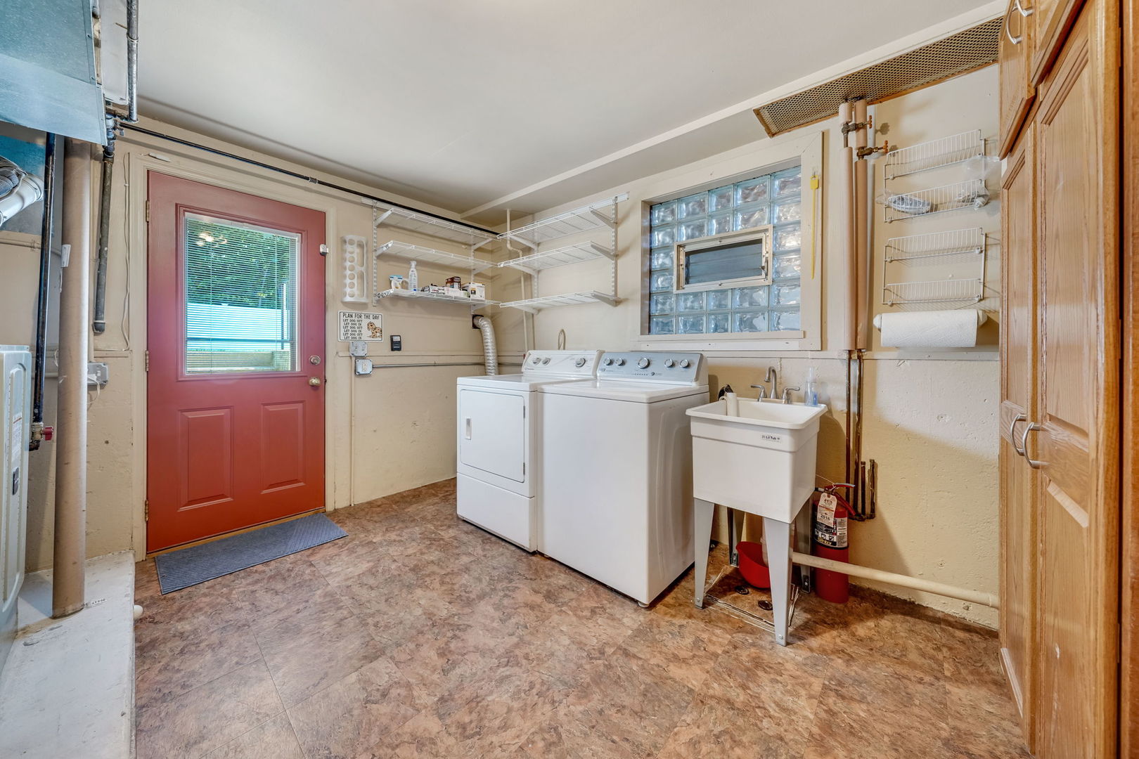 1933 Plainfield Drive Property Photo 22