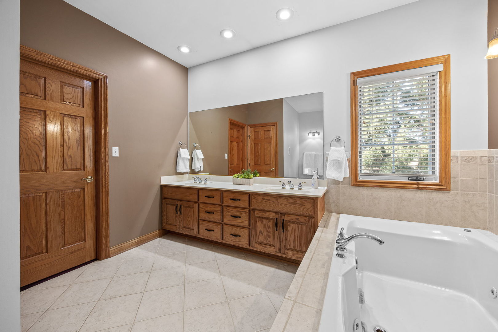 30849 S Walsh Road Property Photo 38
