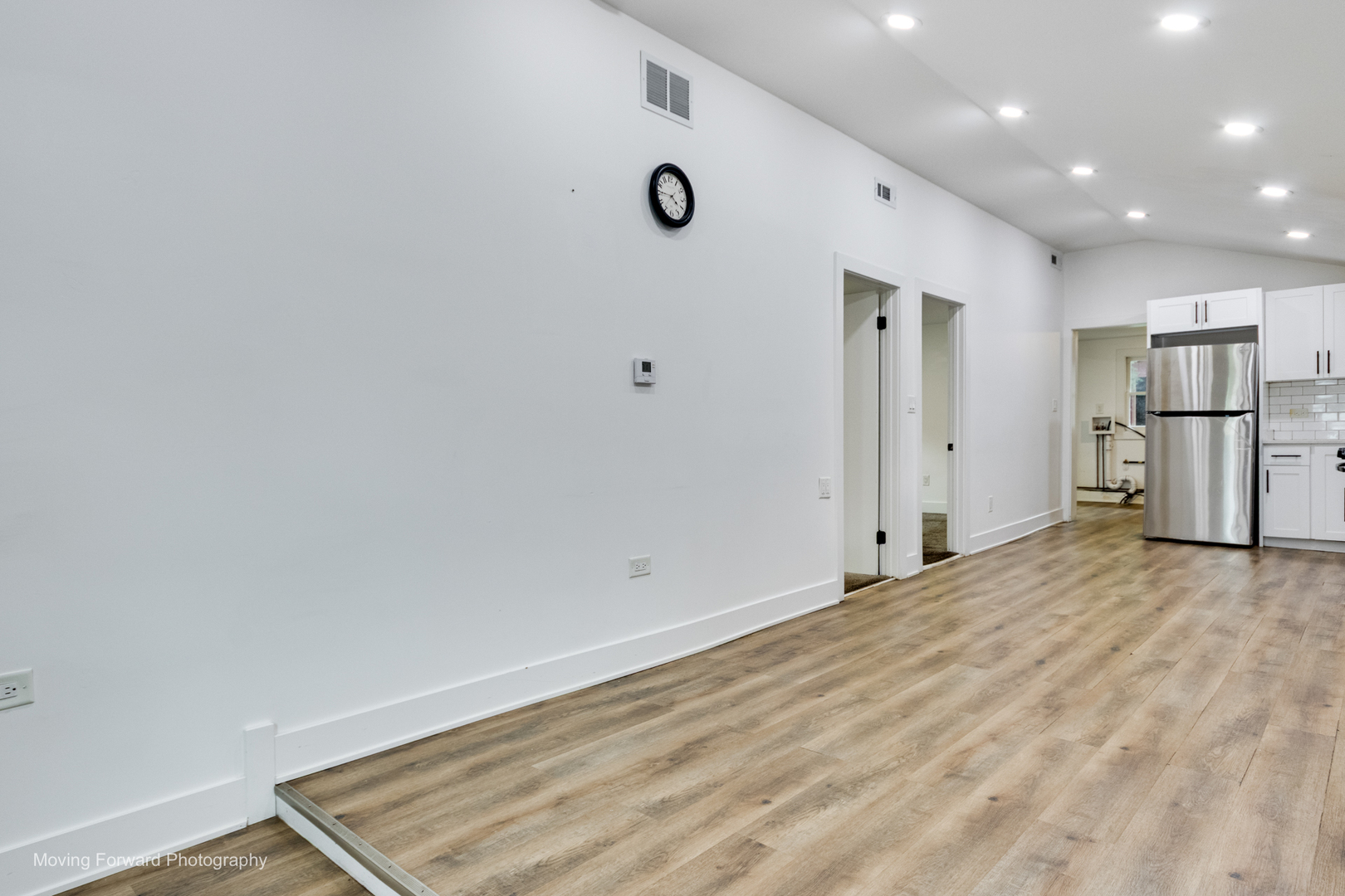 1437 Superior Street Property Photo 6