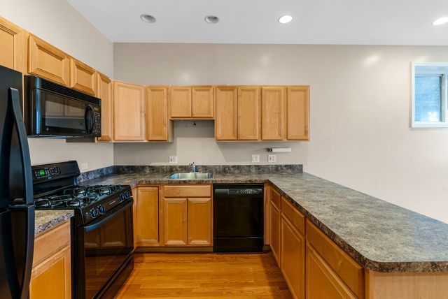 5028 W Lawrence Avenue Property Photo 15