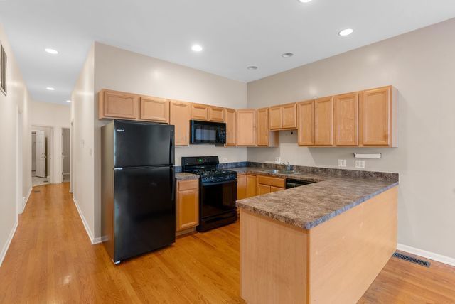 5028 W Lawrence Avenue Property Photo 17