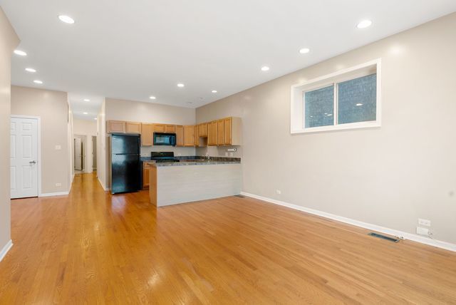 5028 W Lawrence Avenue Property Photo 19