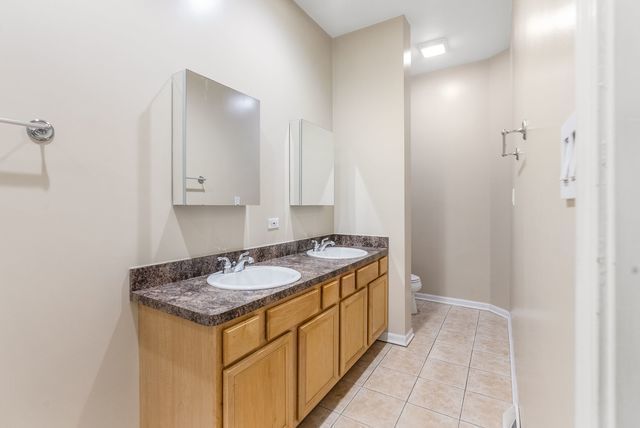 5028 W Lawrence Avenue Property Photo 24