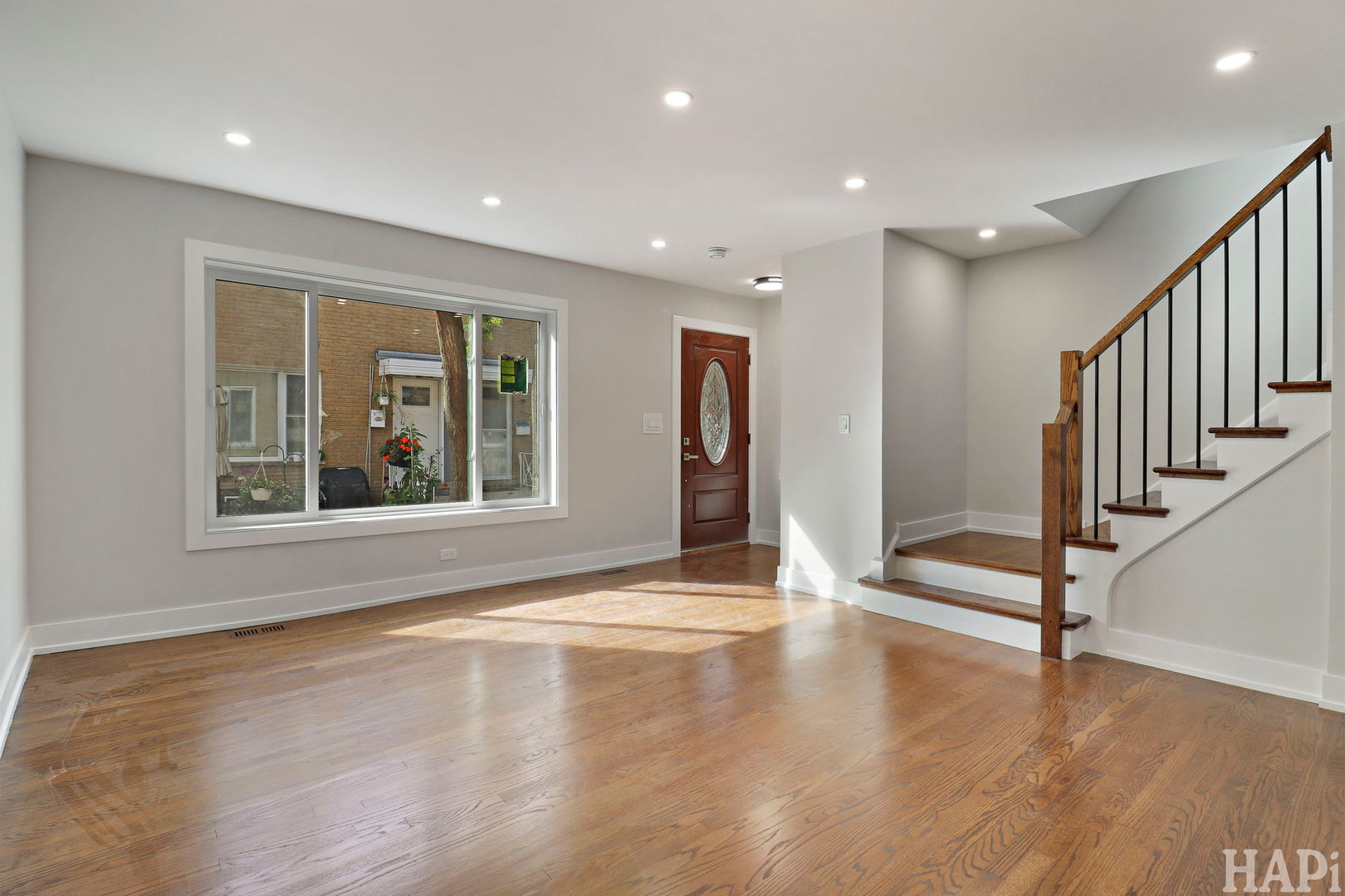 2554 Rose Street Property Photo 4