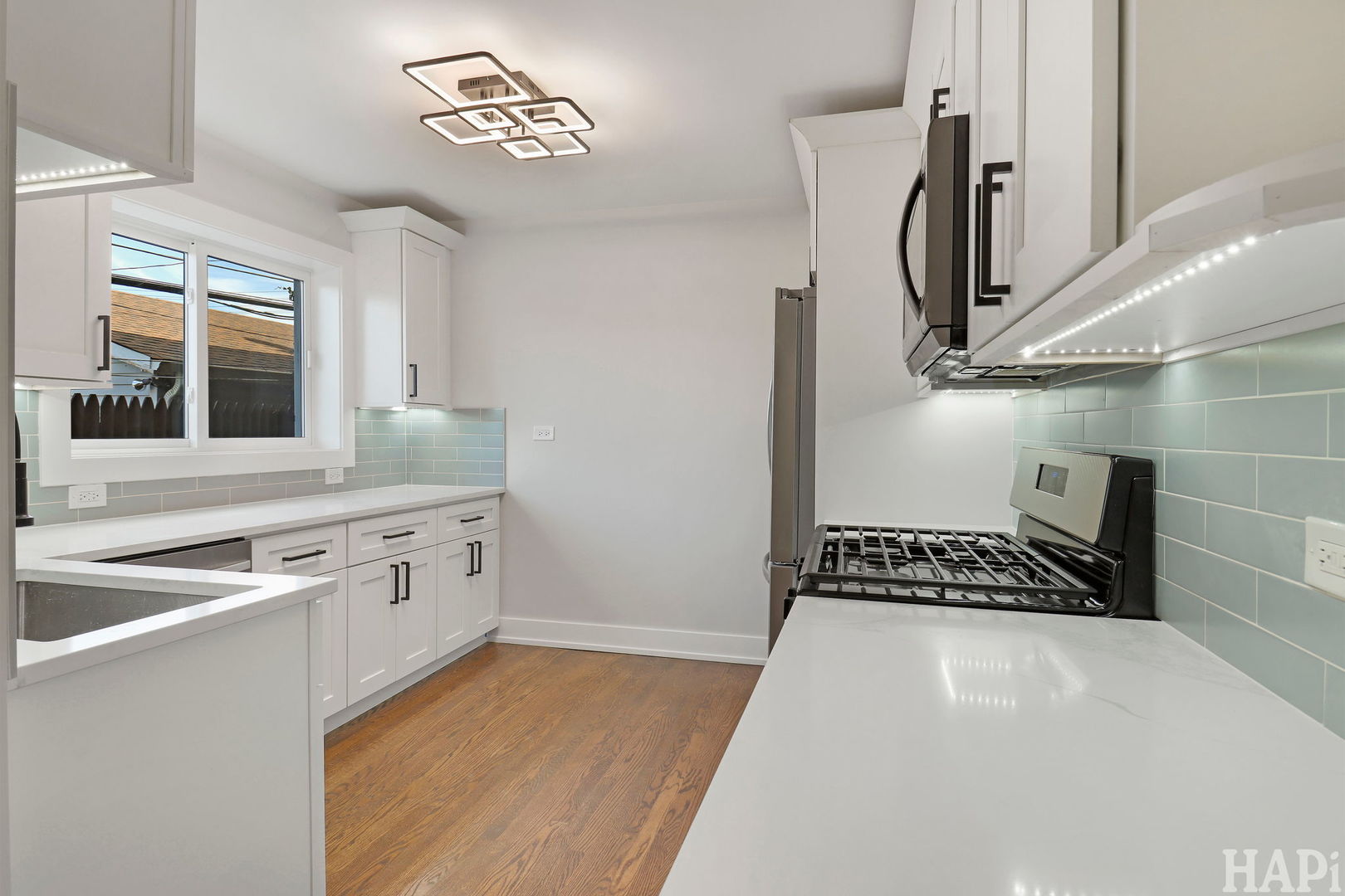 2554 Rose Street Property Photo 5