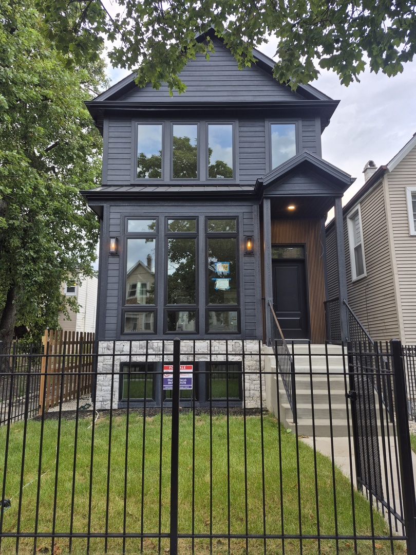 3508 W Belden Avenue Property Photo 1
