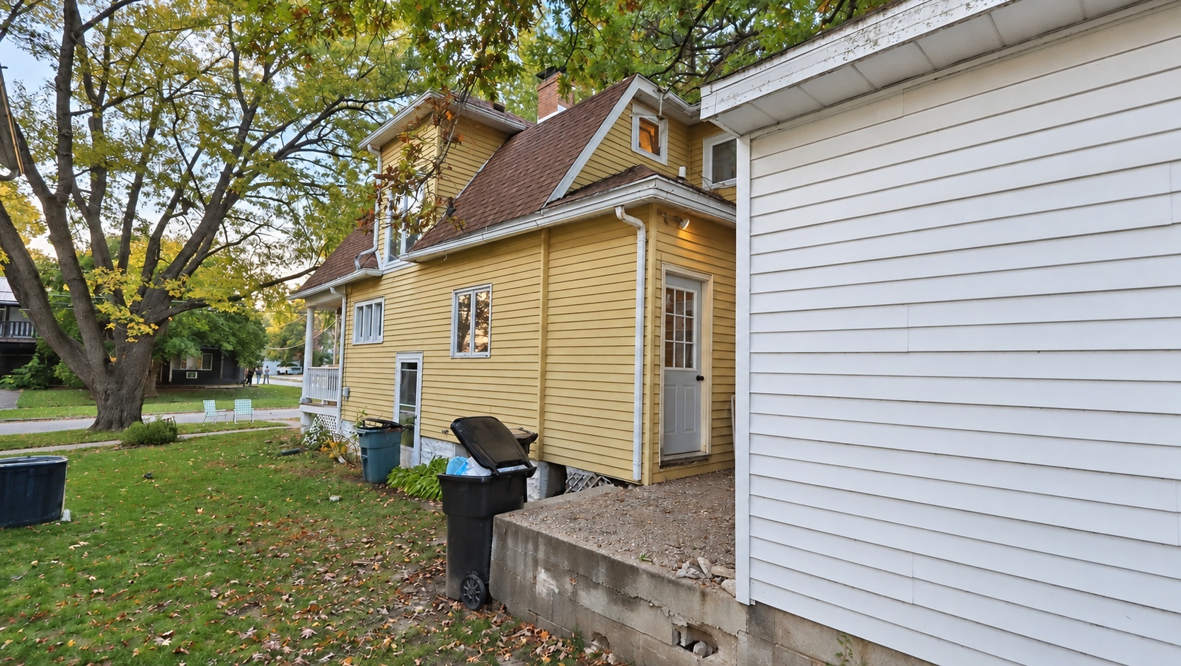 506 N Genesee Street Property Photo 4