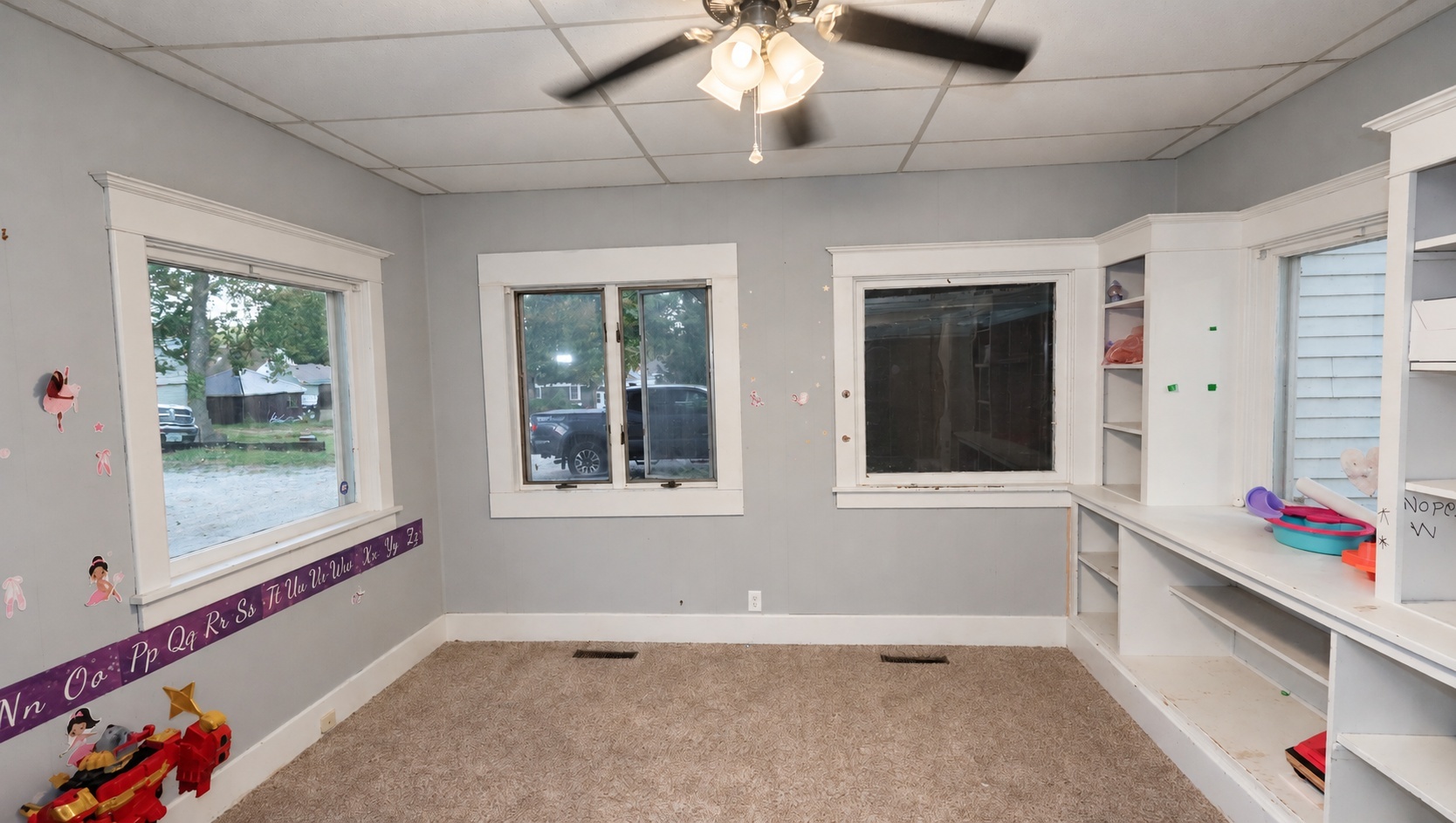 506 N Genesee Street Property Photo 6