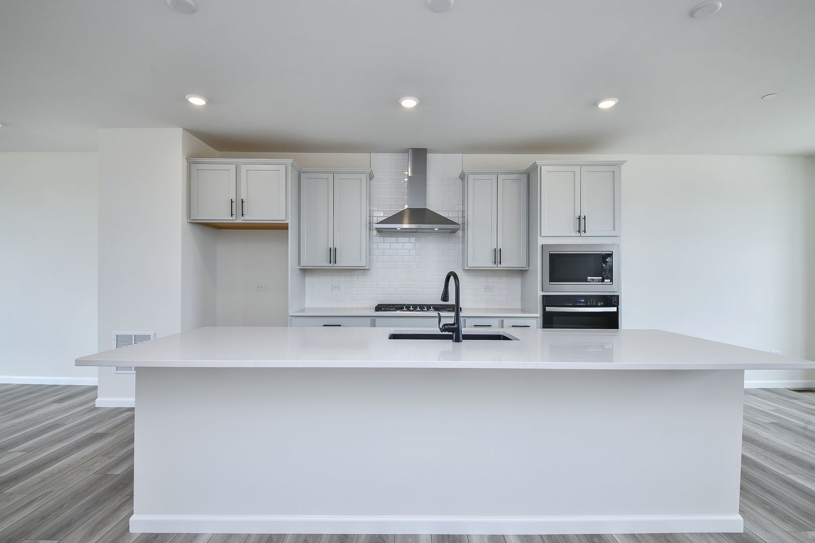 1708 Espacio Drive 3004 Property Photo 14