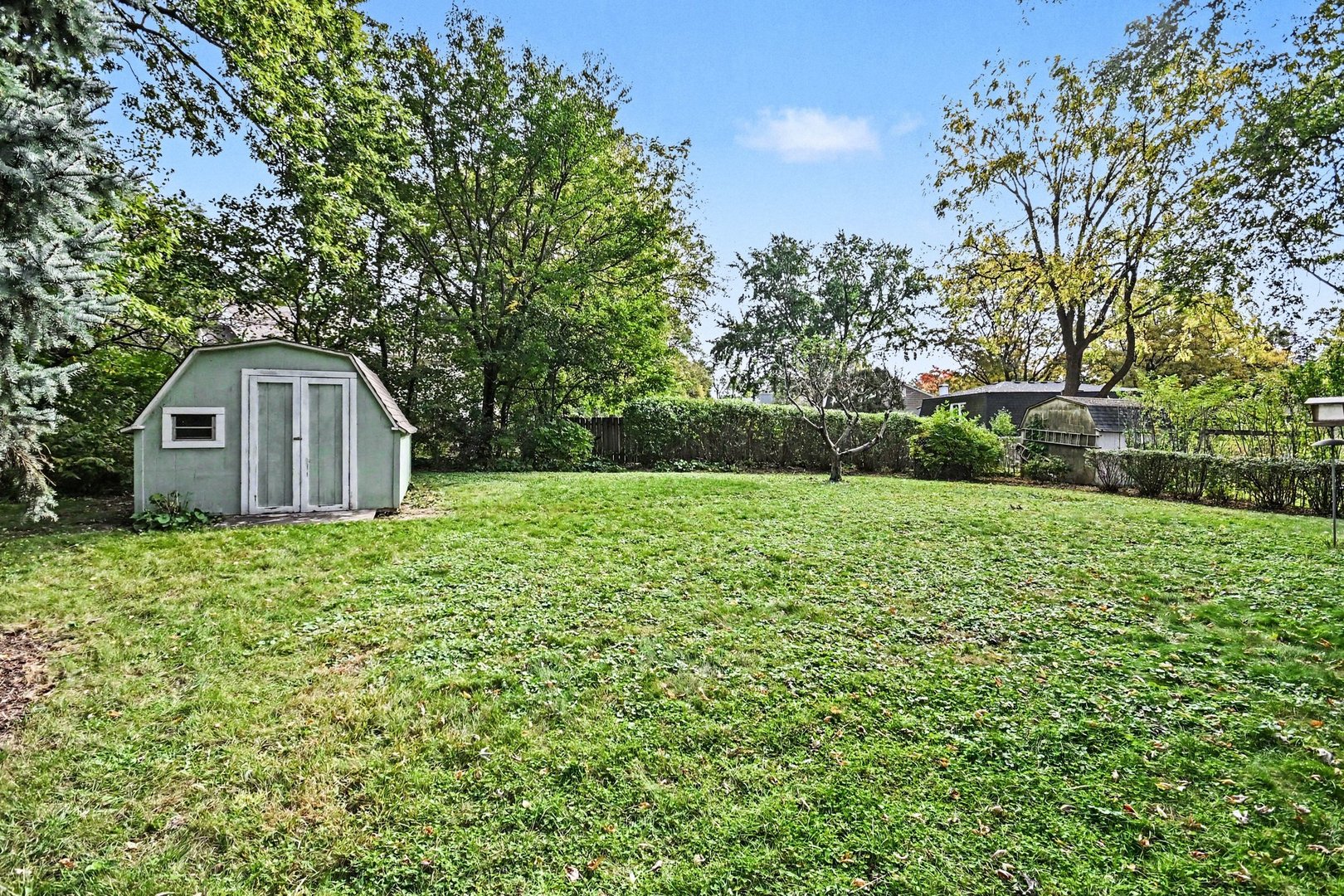 409 N Glengarry Drive Property Photo 23