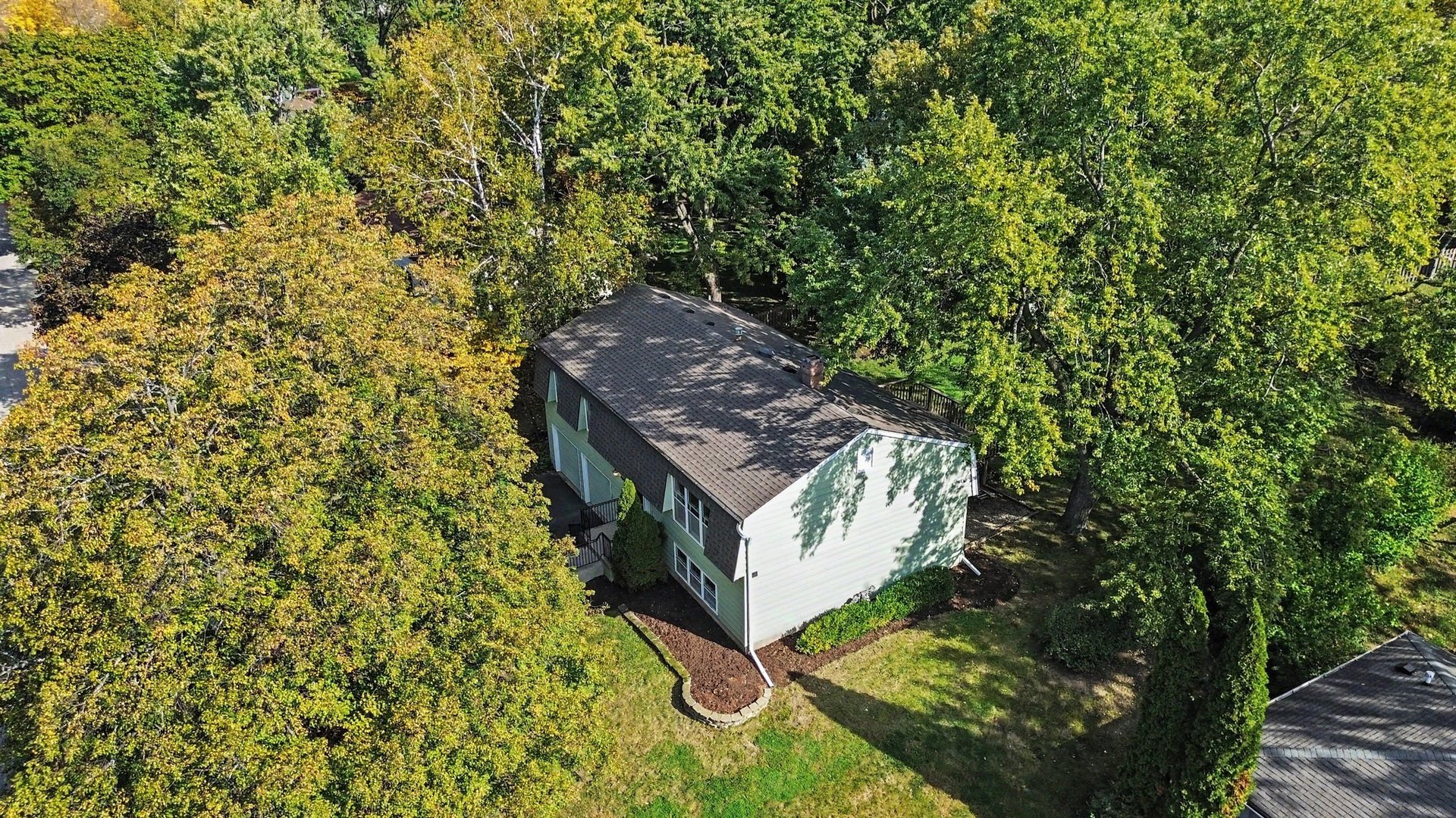 409 N Glengarry Drive Property Photo 27