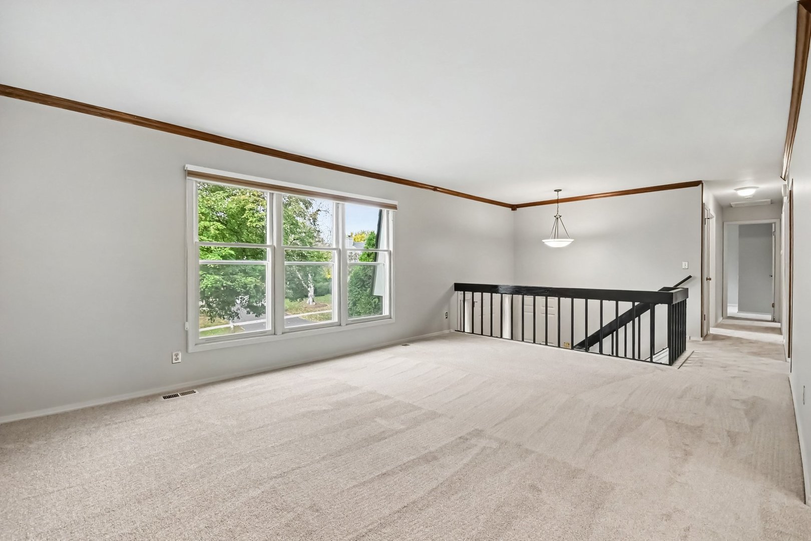 409 N Glengarry Drive Property Photo 31