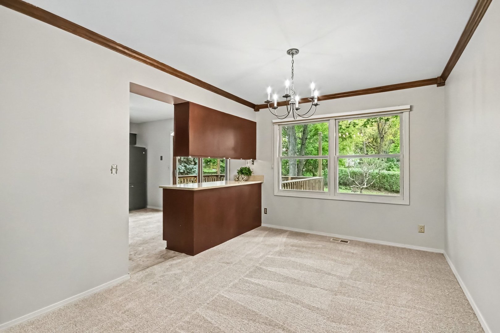 409 N Glengarry Drive Property Photo 33