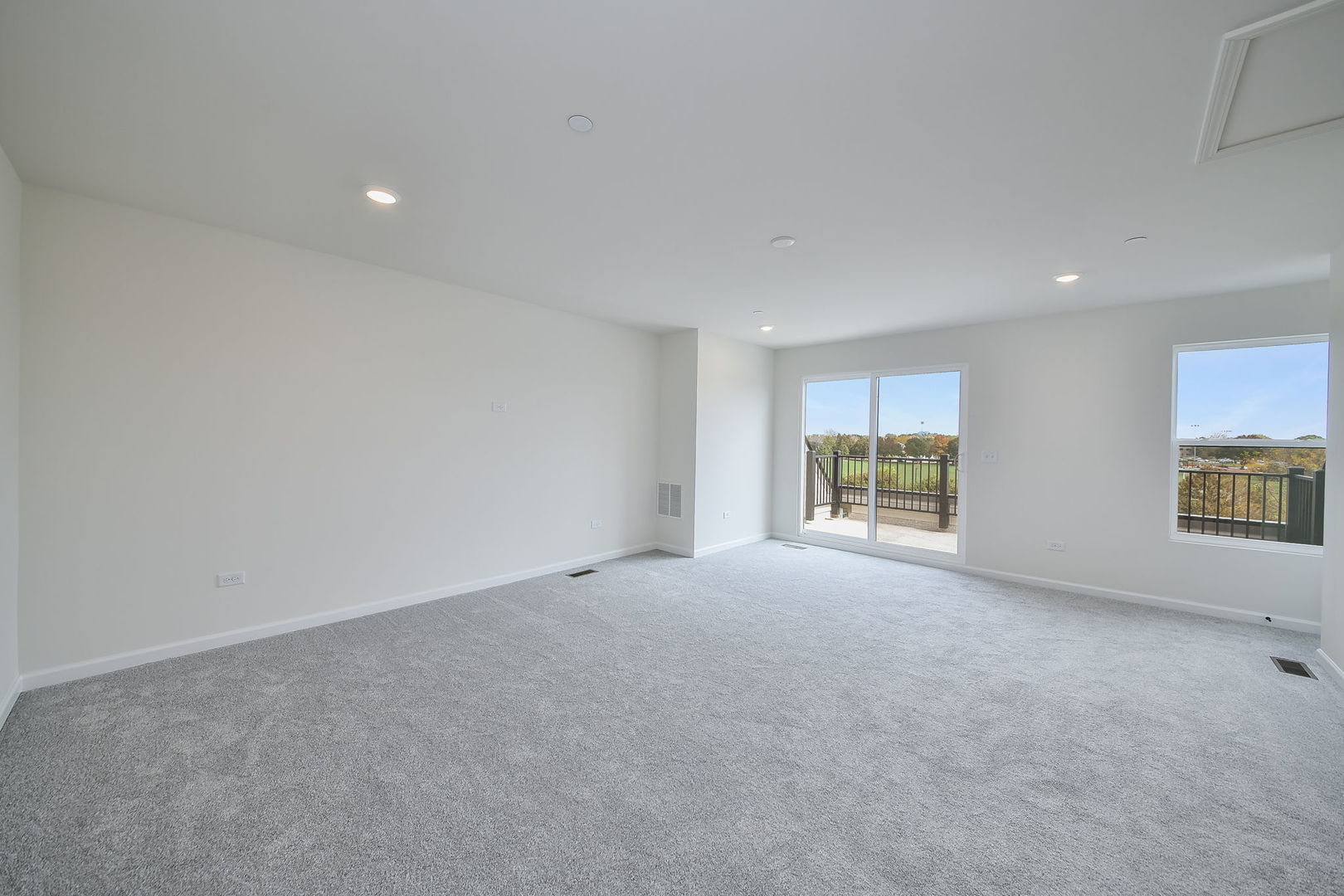 407 Yatra Avenue 4004 Property Photo 16