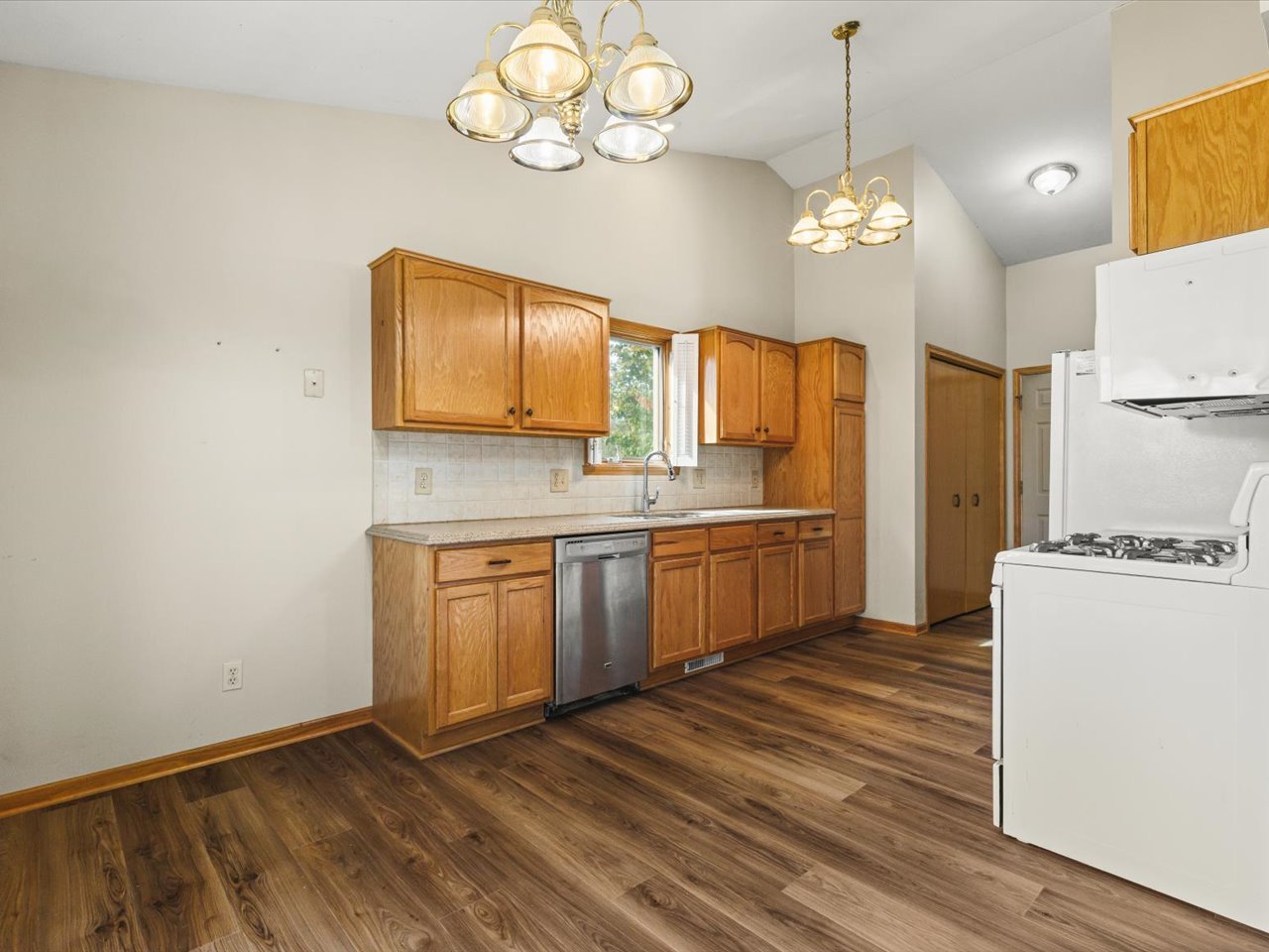 12784850 Property Photo 13