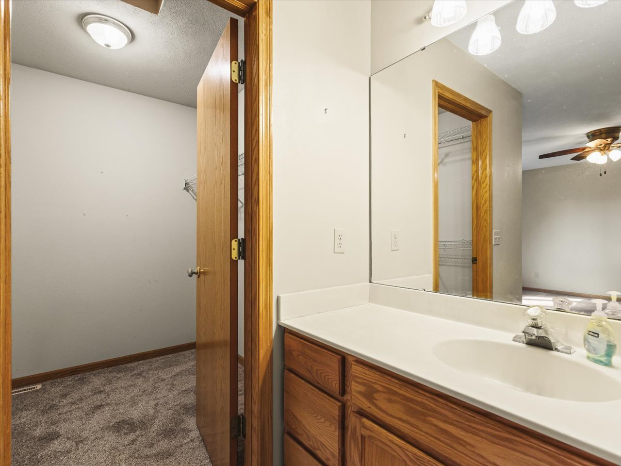 12784850 Property Photo 19