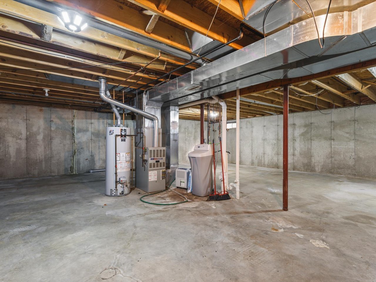12784850 Property Photo 25