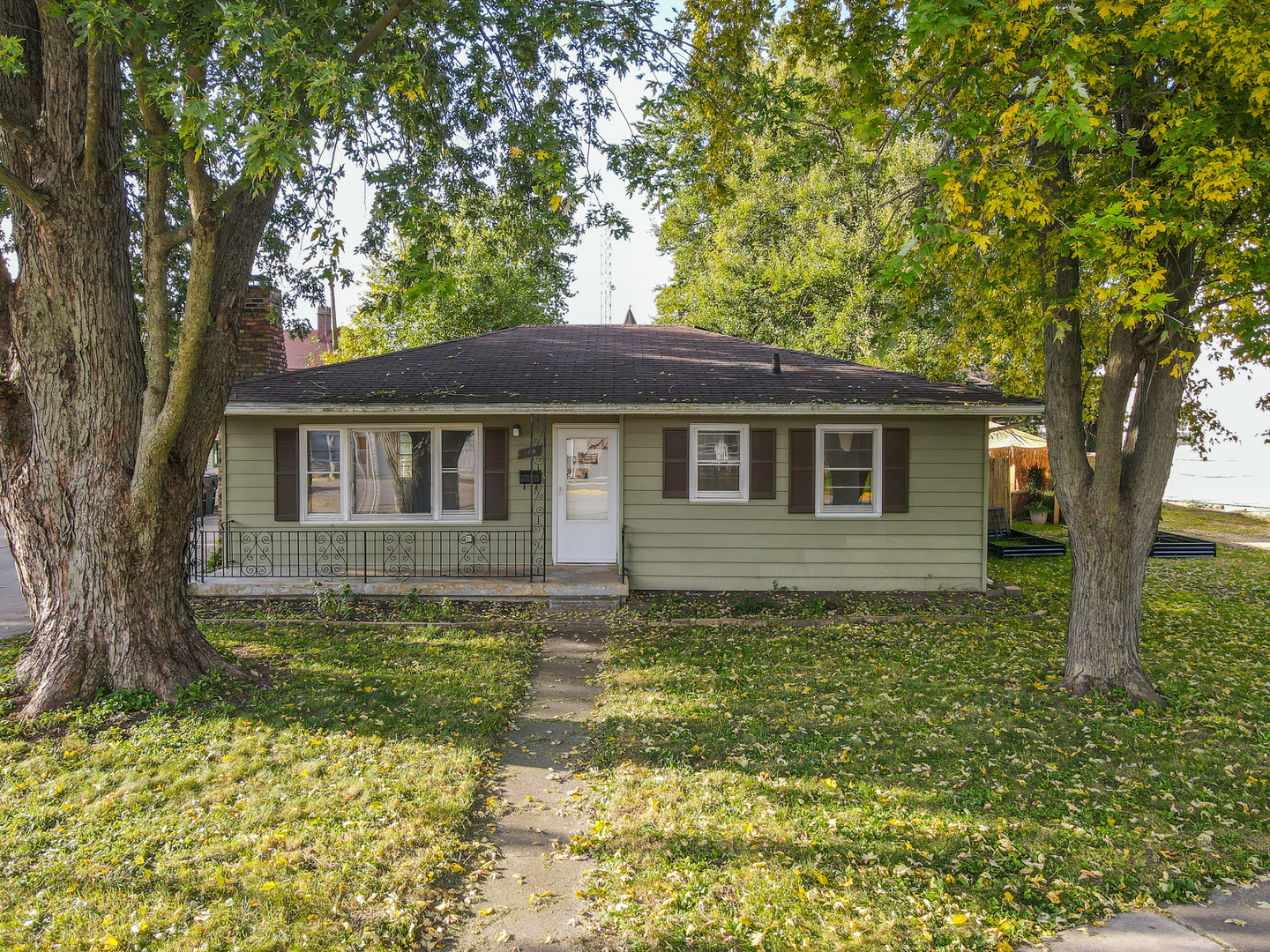 140 Section Line Road Property Photo 1