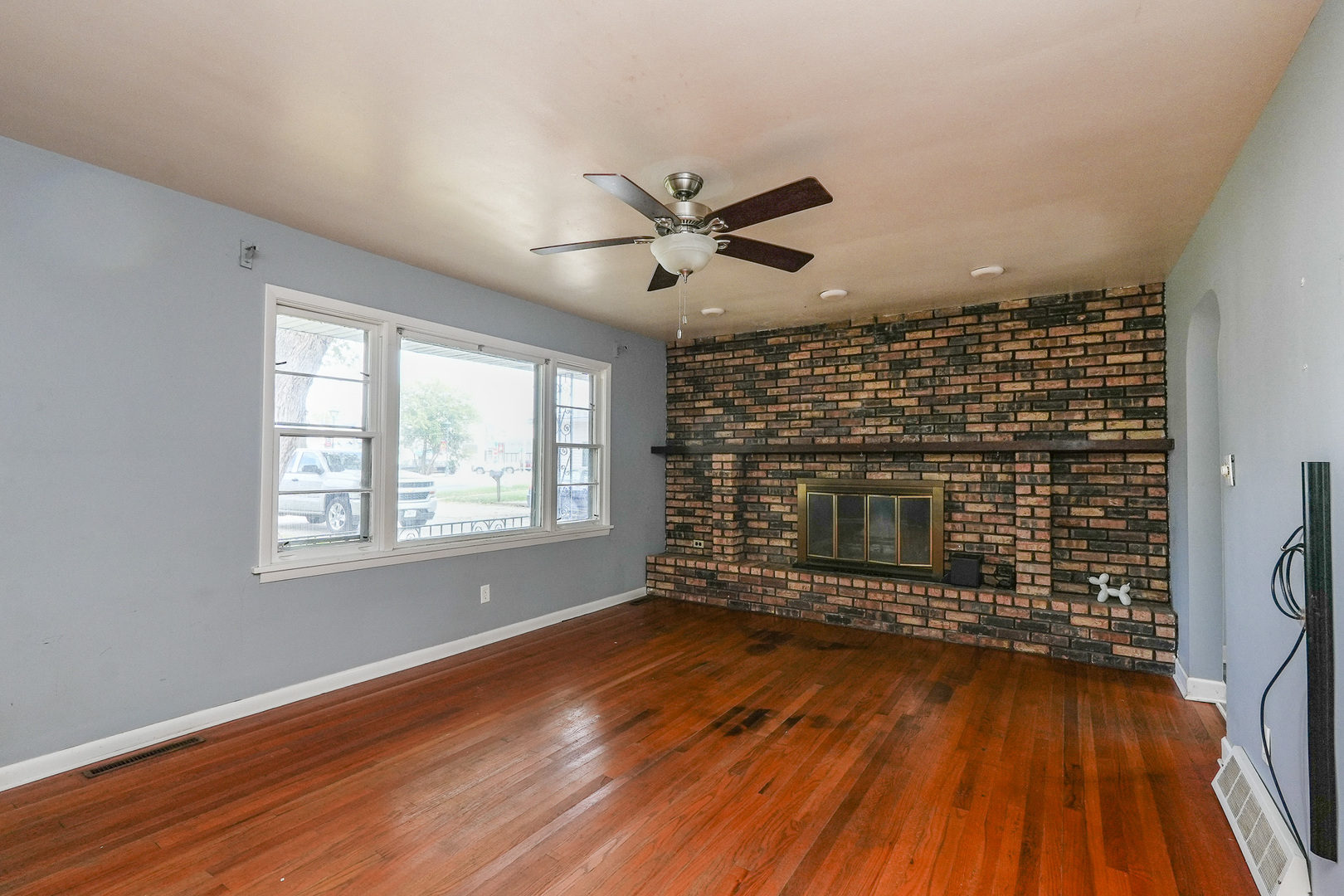 140 Section Line Road Property Photo 4