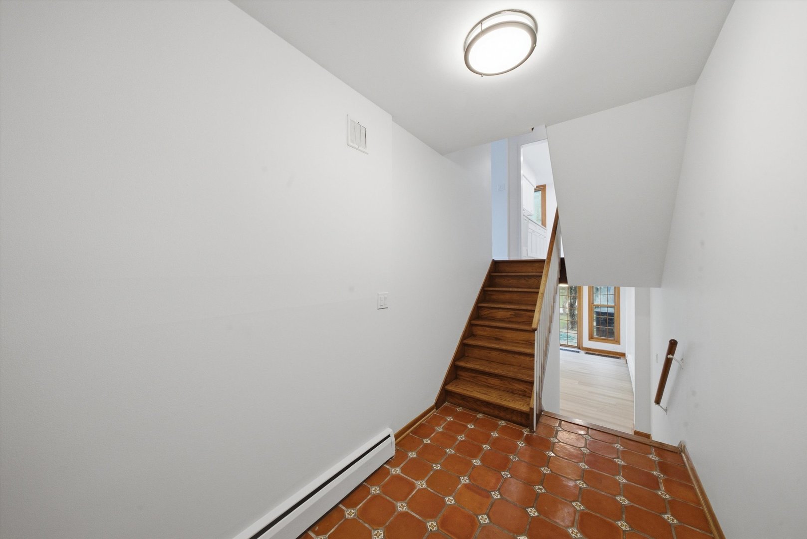 1473 E Park Place Property Photo 3