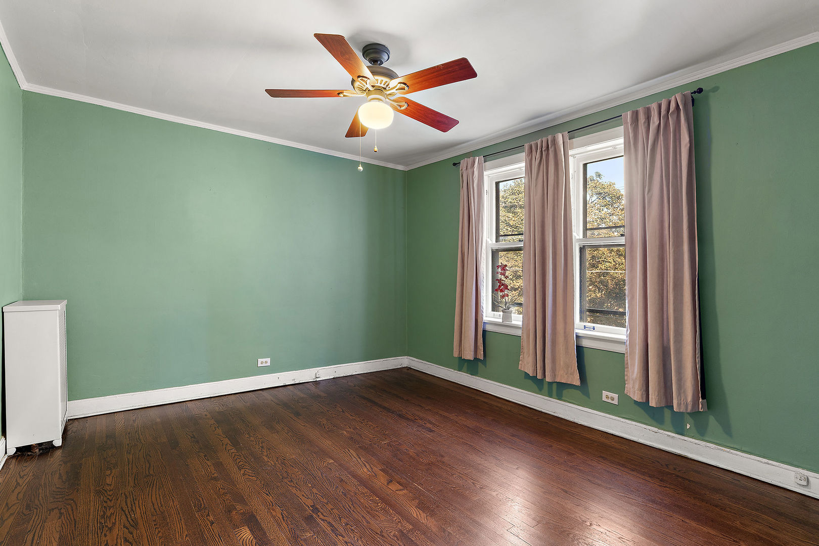 1219 Hull Terrace 2c Property Photo 8