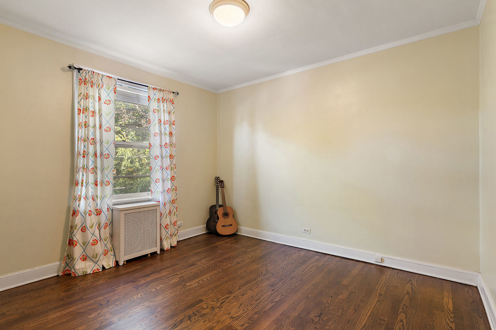 1219 Hull Terrace 2c Property Photo 9
