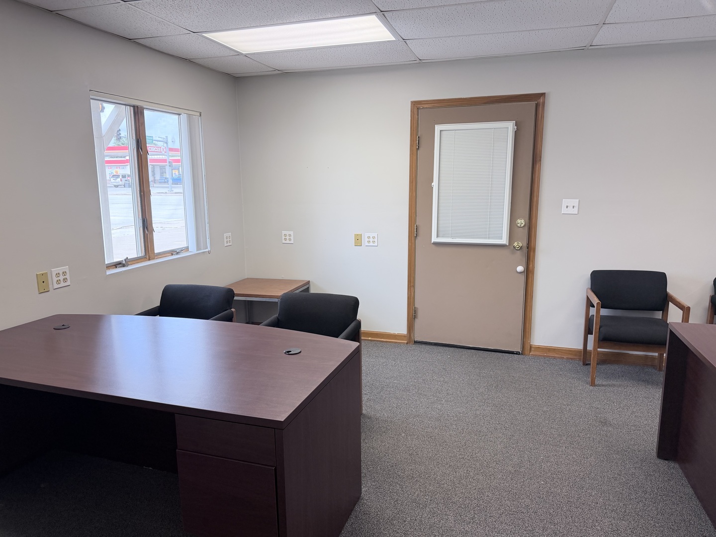 10 N Locust Street Property Photo 4
