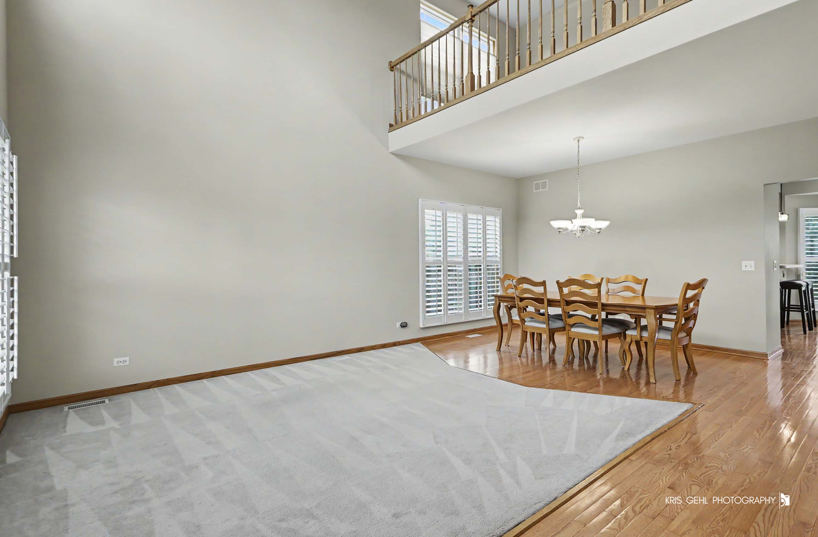 3230 Midlane Drive Property Photo 2