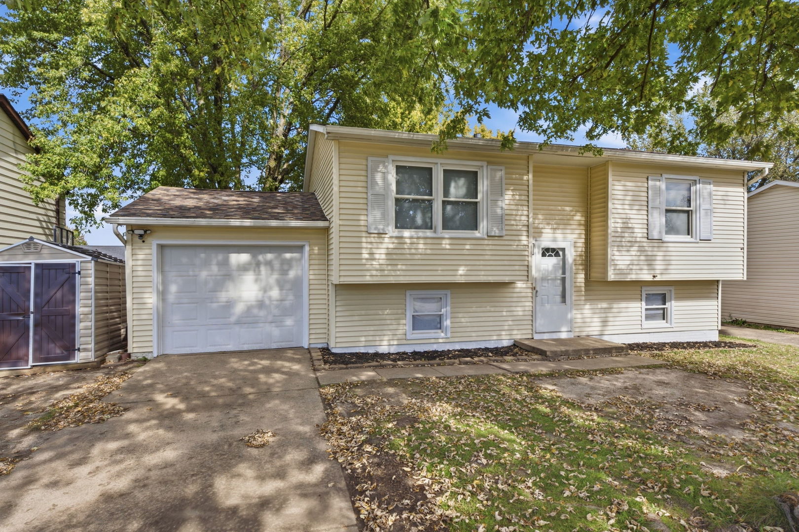 2110 W 58th Street Property Photo 1