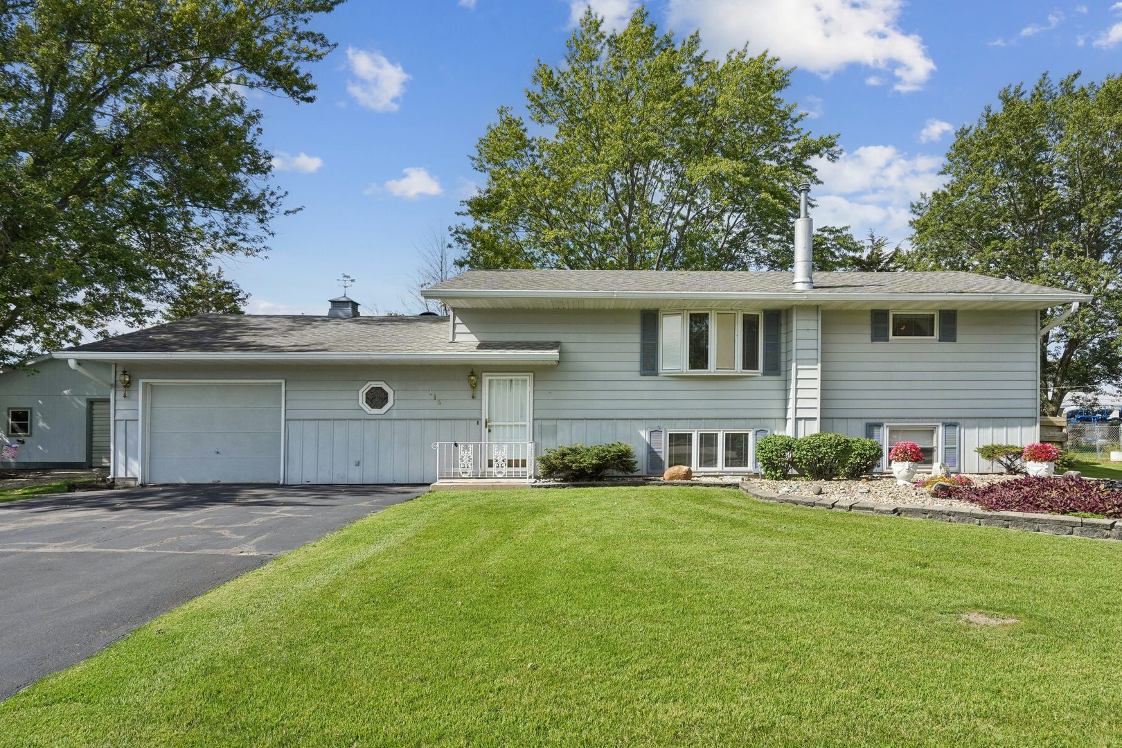 116 Birch Street Property Photo 1