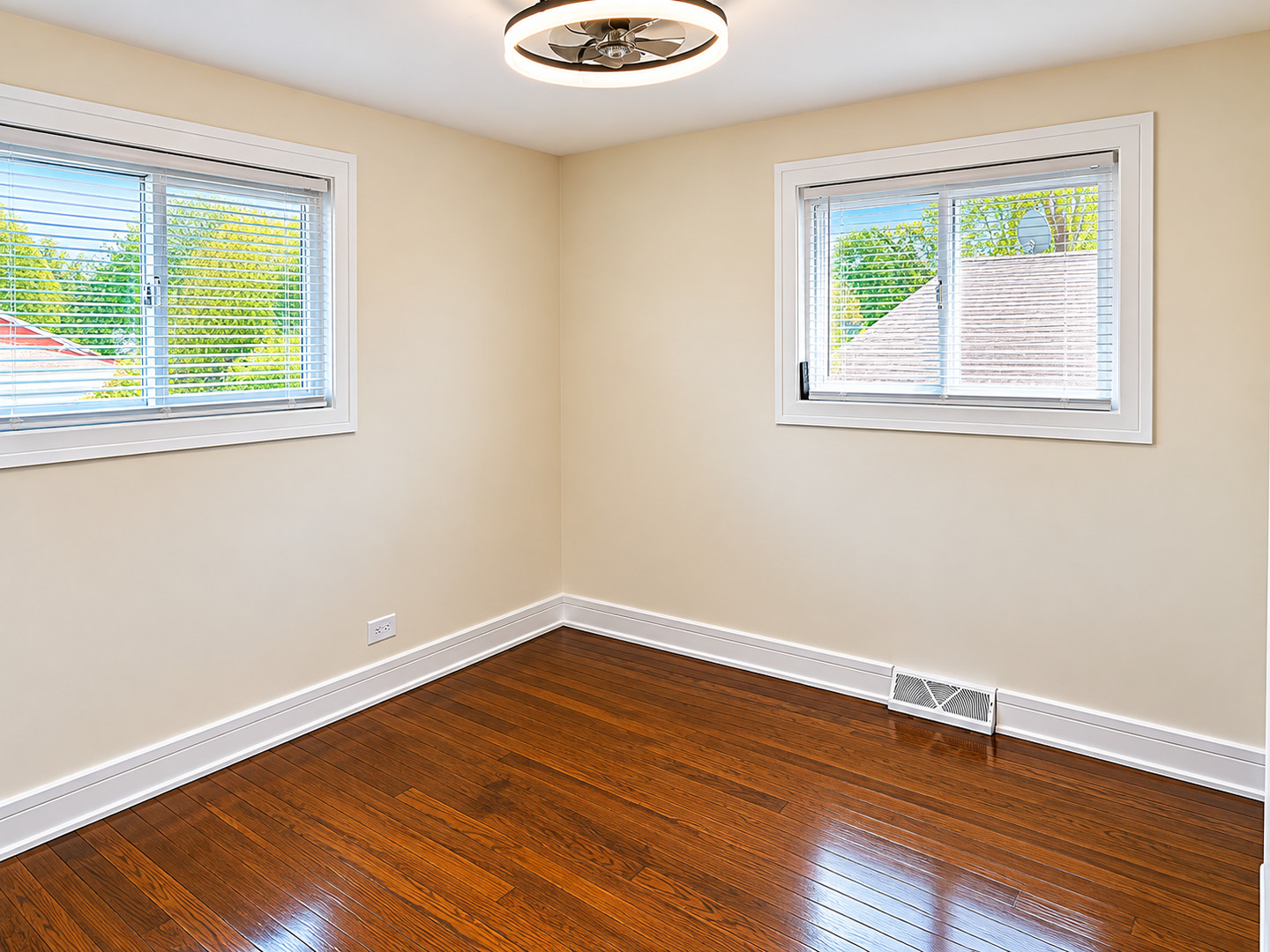 16549 Winchester Avenue Property Photo 12