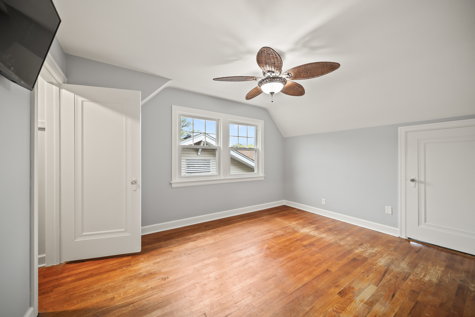 2421 14th Avenue Property Photo 17