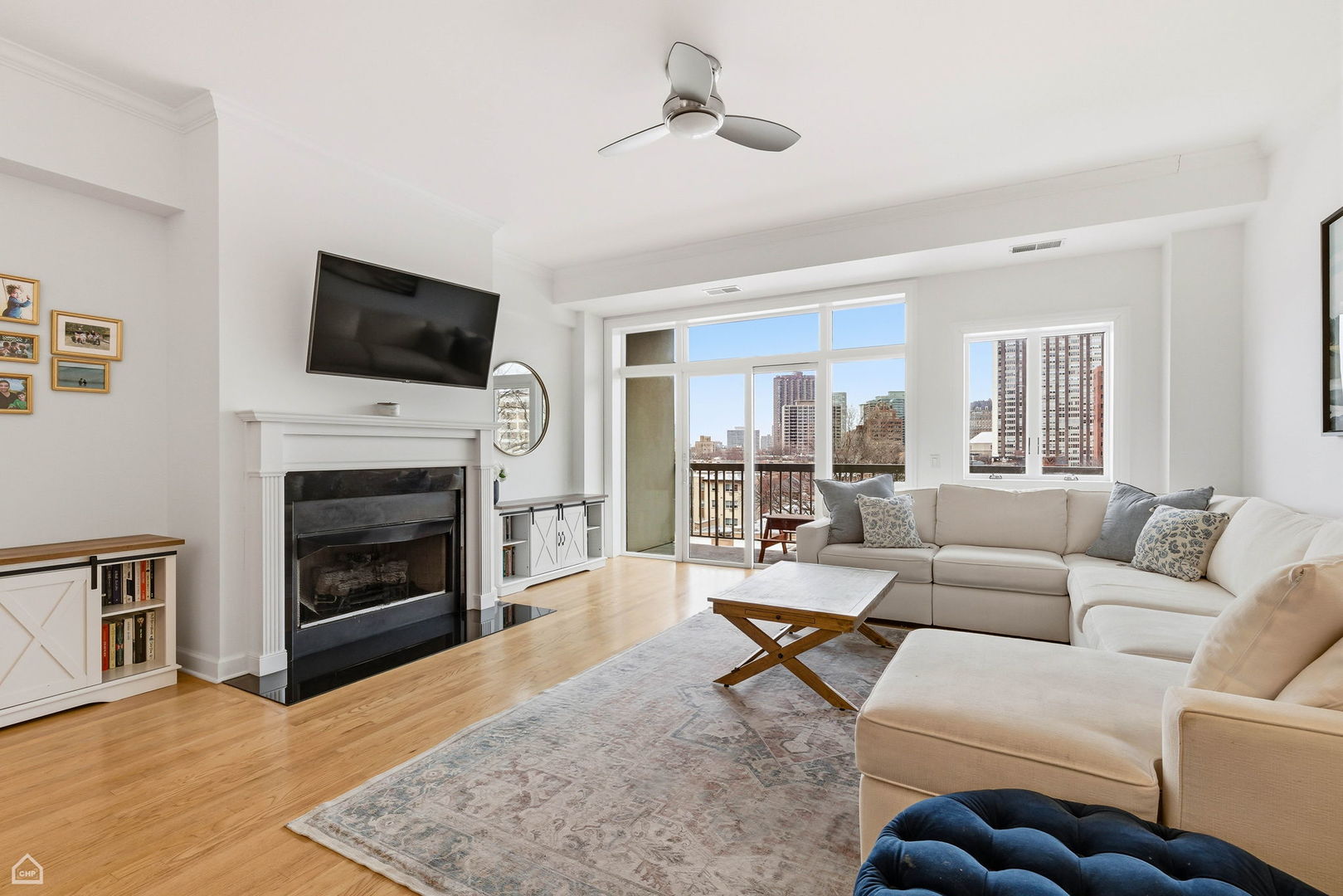 508 W Melrose Street 6c Property Photo 3