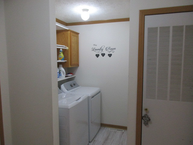 894 Meadowlark Circle Property Photo 14