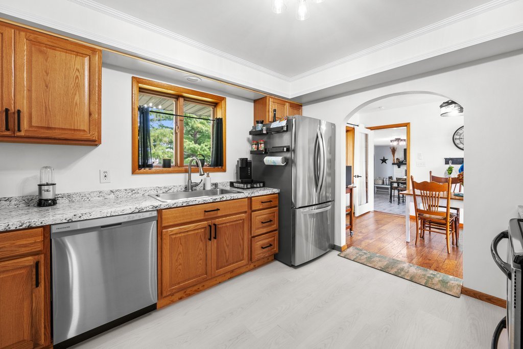322 11th Place Property Photo 12