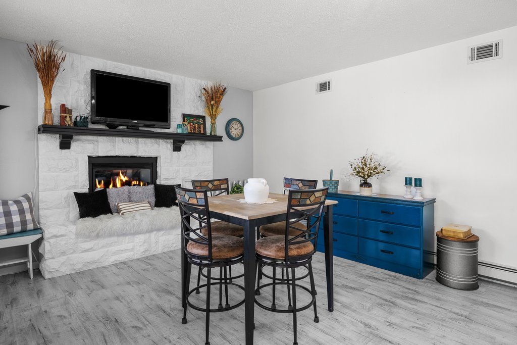 322 11th Place Property Photo 17