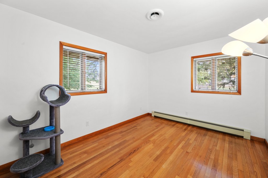 322 11th Place Property Photo 28