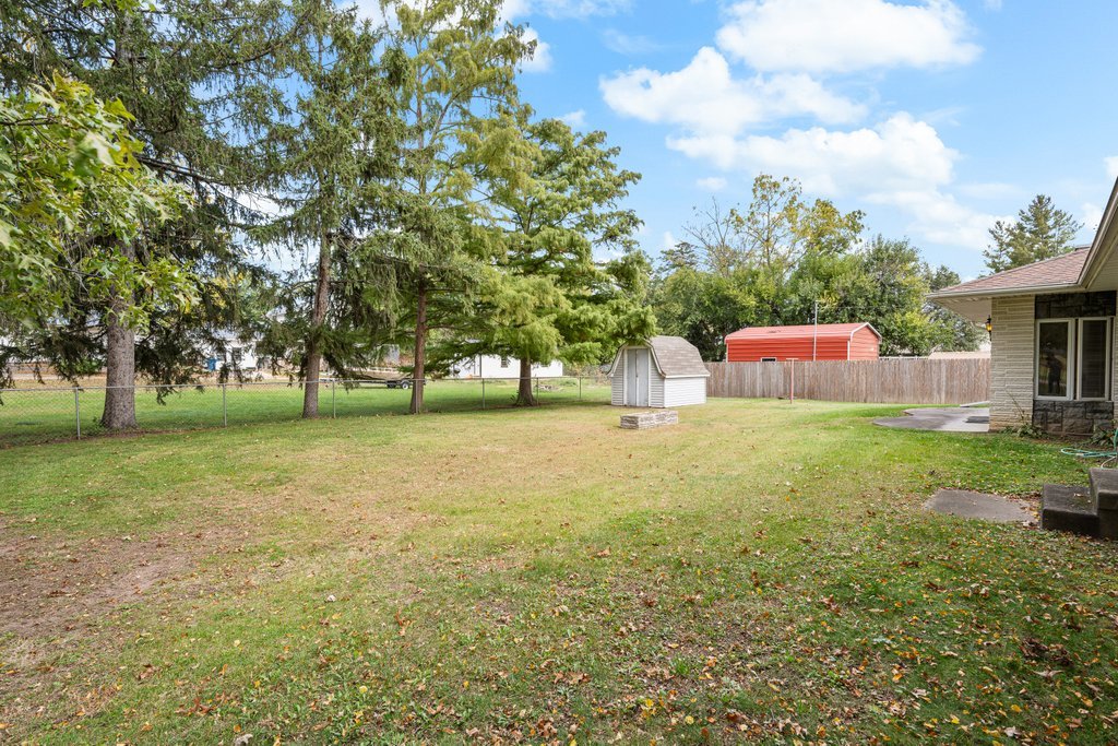 322 11th Place Property Photo 36
