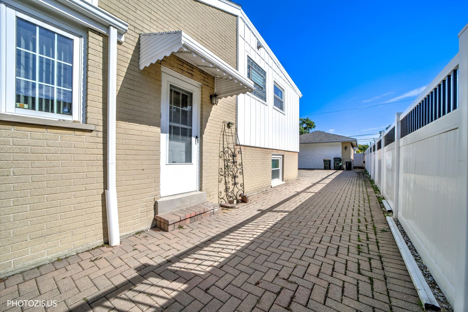 8811 N Merrill Street Property Photo 36