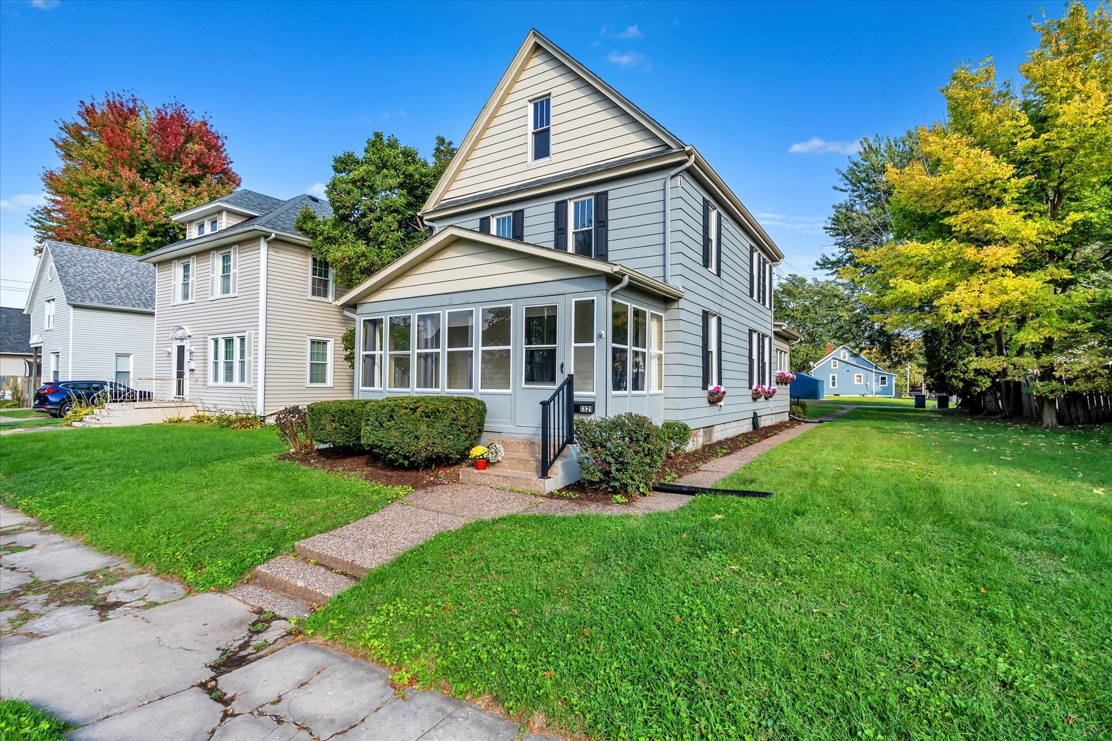 1321 39th Street Property Photo 1