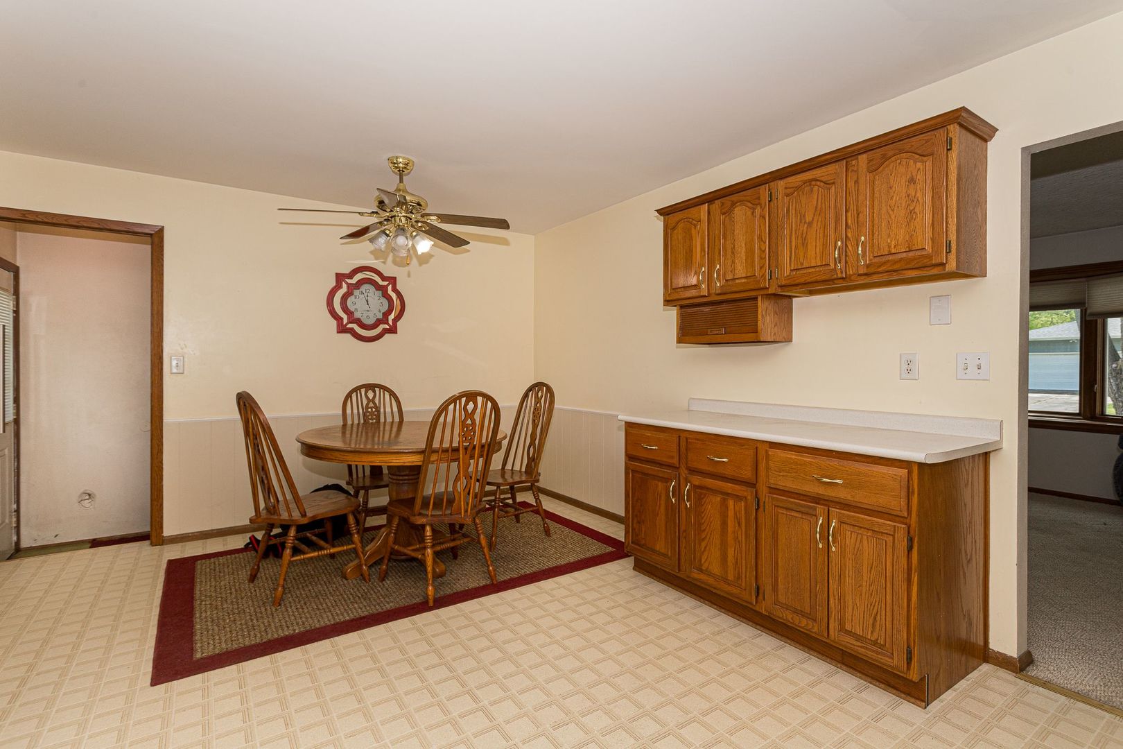 2524 W 43rd Street Property Photo 8